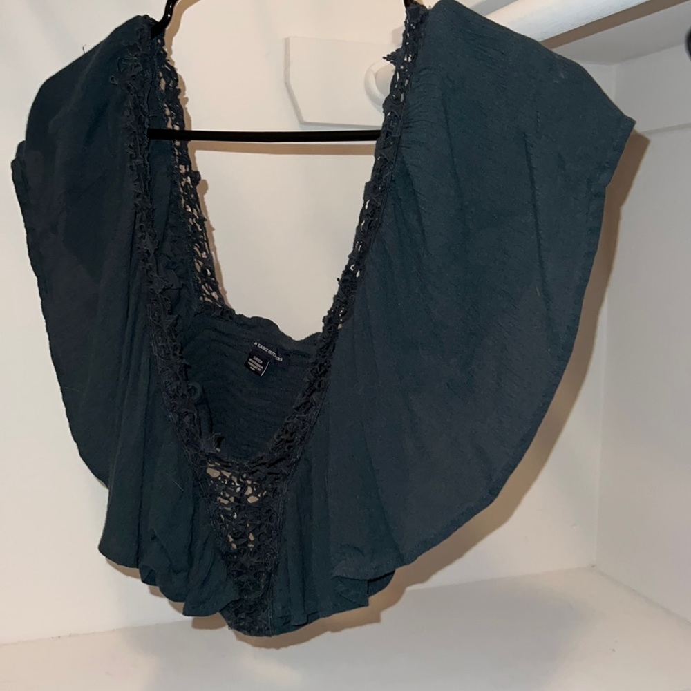 American eagle crop top